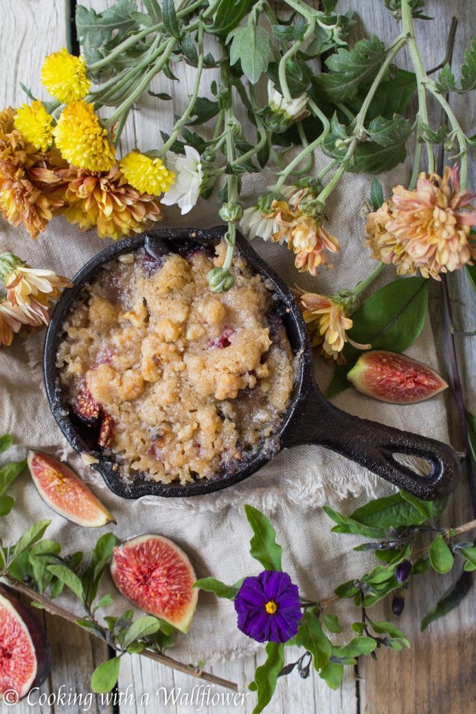 Maple Fig Streusel Crumble | Cooking with a Wallflower