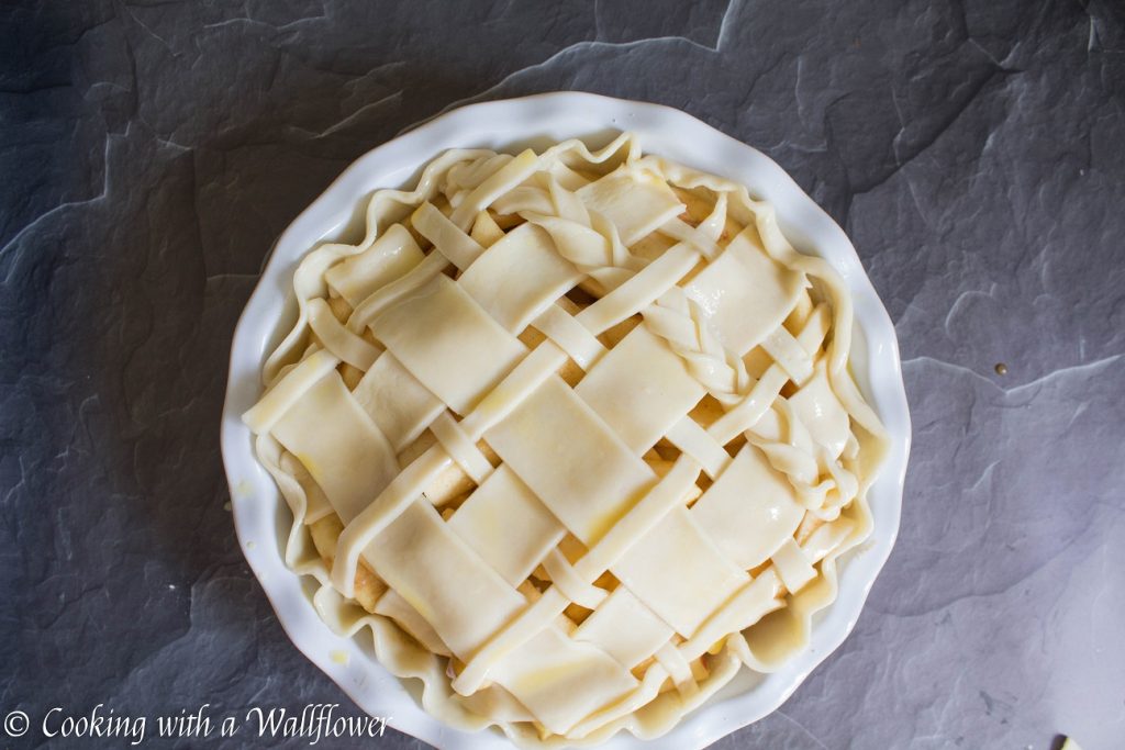 Honey Apple Pie | Cooking with a Wallflower