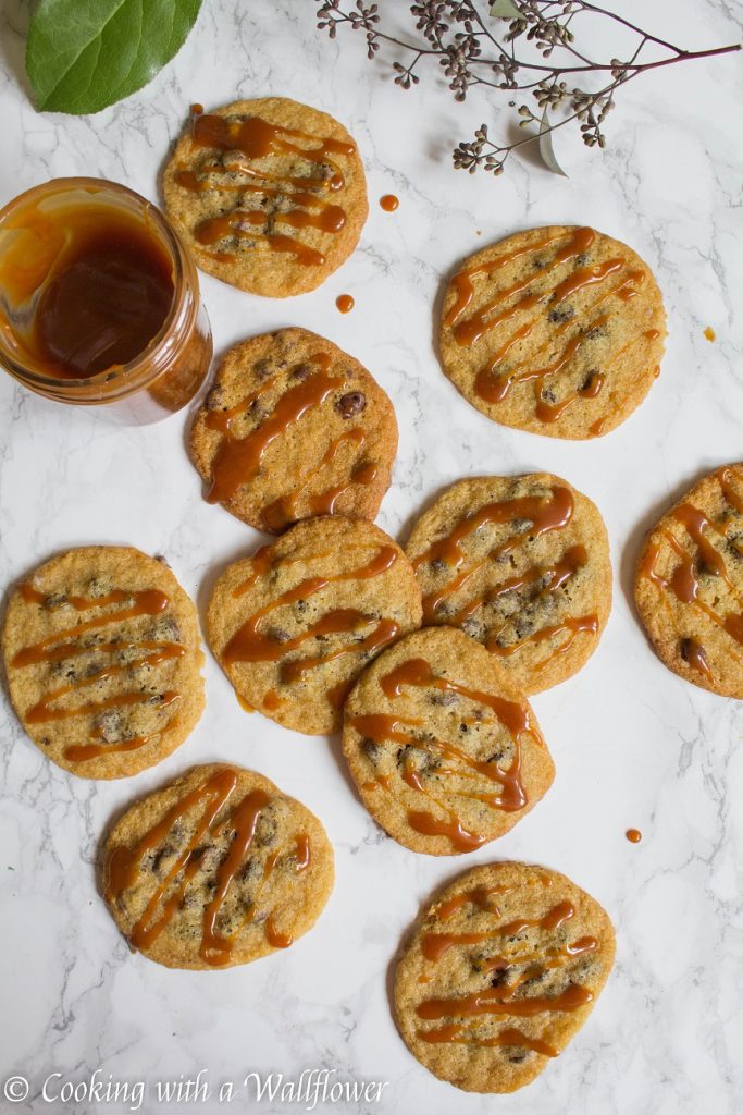Salted Caramel Chocolate Chip Cookies | Cooking with a Wallflower