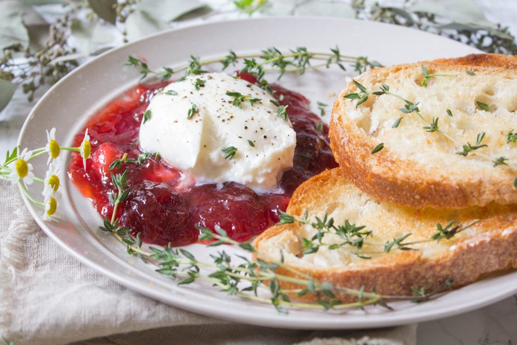 Fresh Thyme Salt and Pepper Burrata with Strawberry Jam | Cooking with a Wallflower