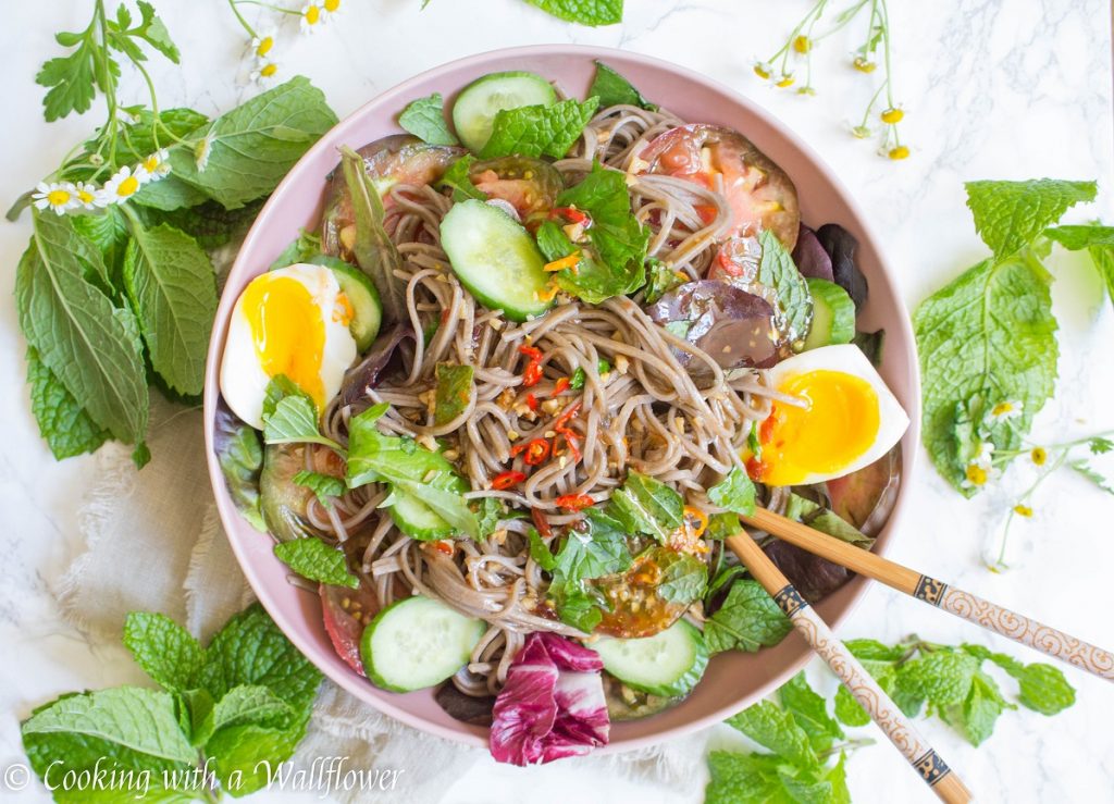 Heirloom Tomato Soba Noodle Salad | Cooking with a Wallflower