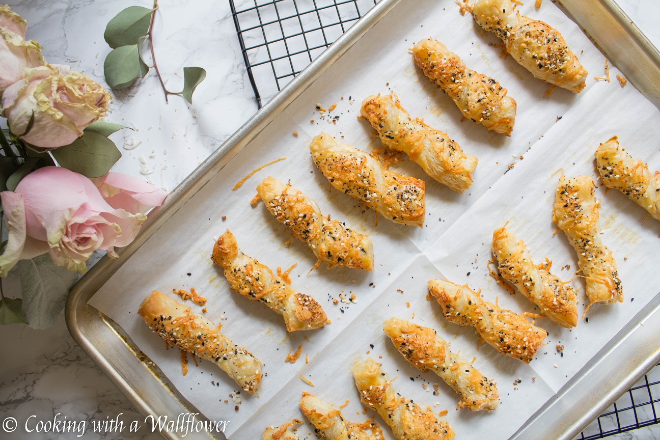 Cheesy Everything Spice Puff Pastry Twists