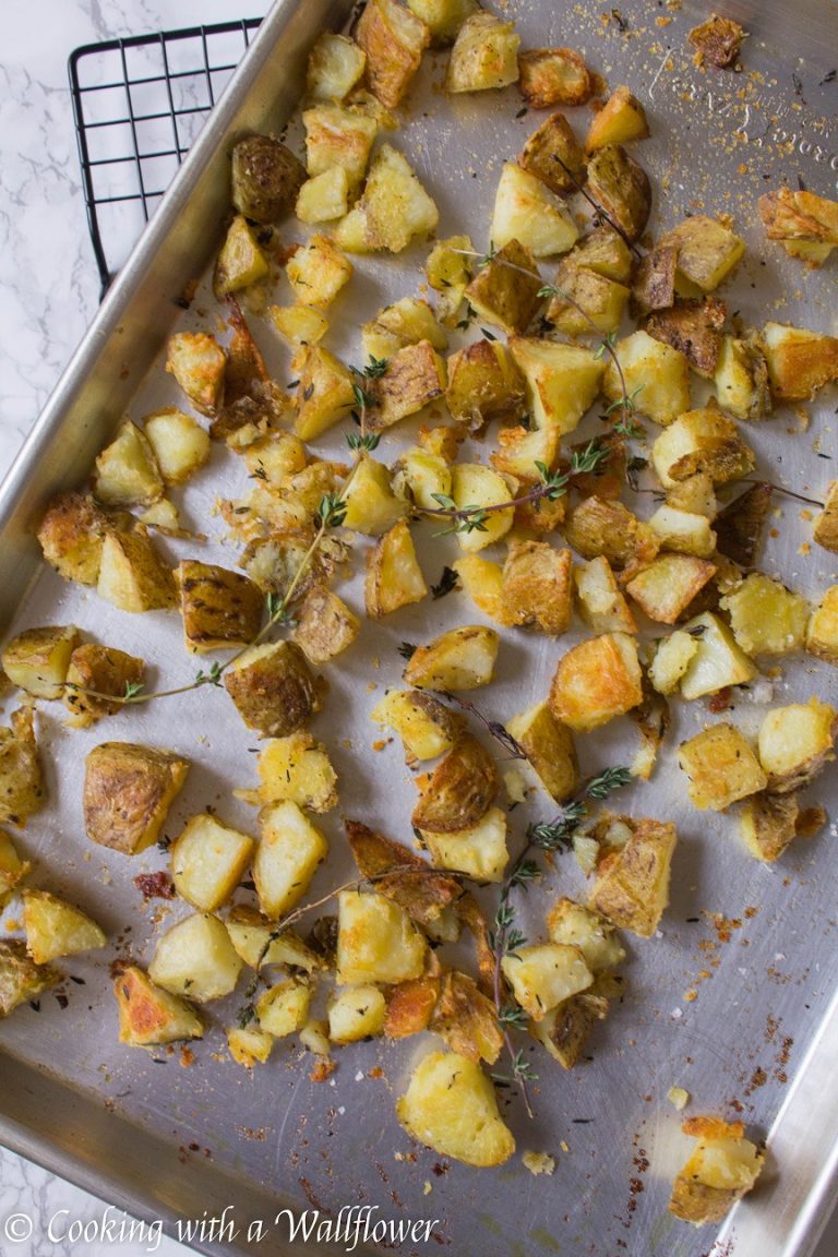 Crispy Roasted Garlic Thyme Potatoes Cooking with a Wallflower