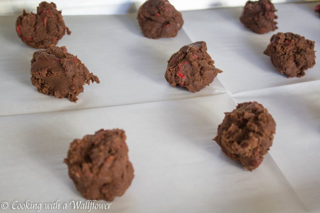 Strawberry Chocolate Cookies | Cooking with a Wallflower