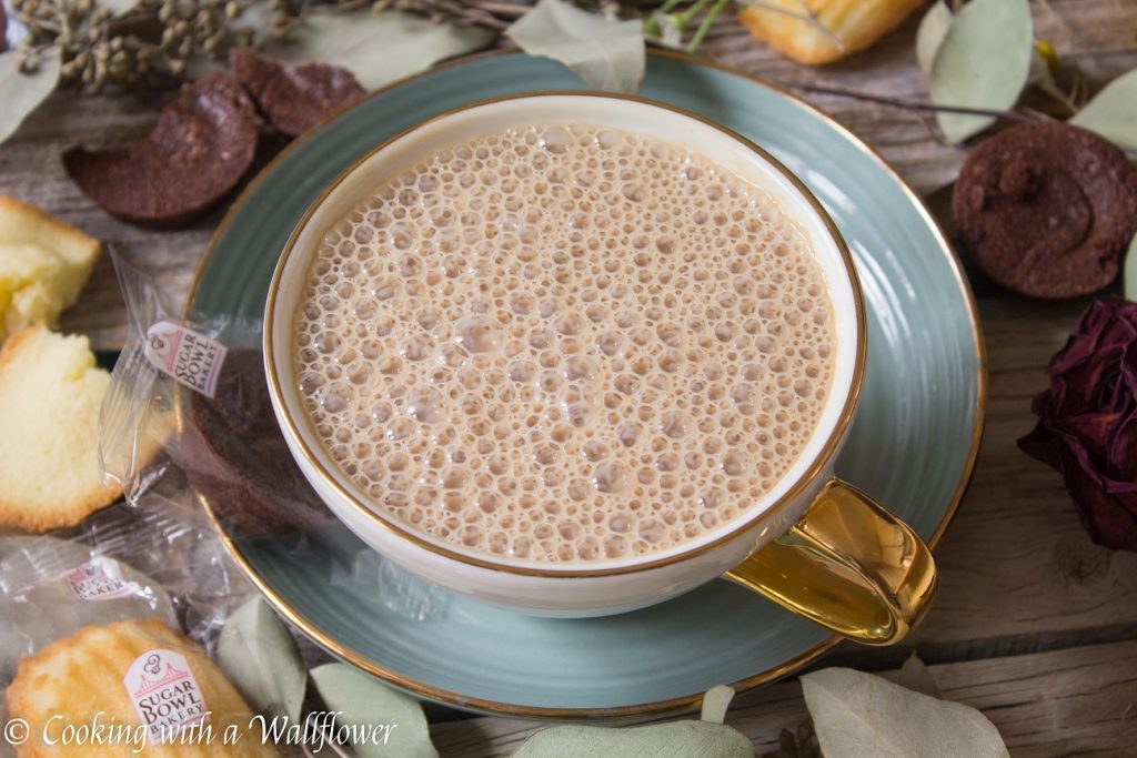 Earl Grey Latte | Cooking with a Wallflower