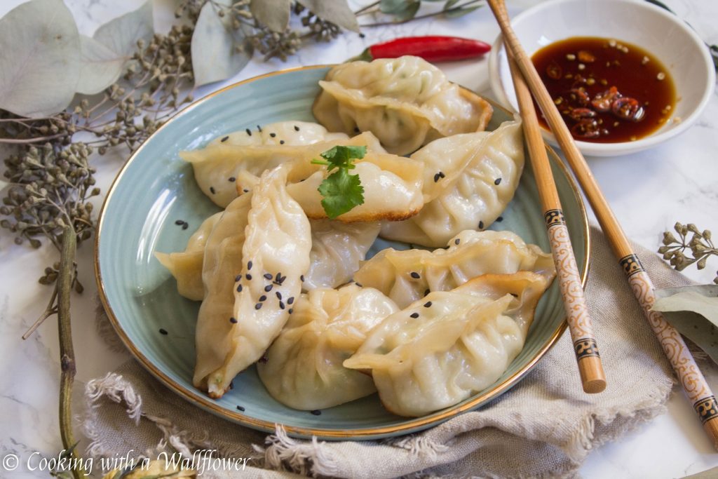 Garlic Chicken Spinach Dumplings | Cooking with a Wallflower