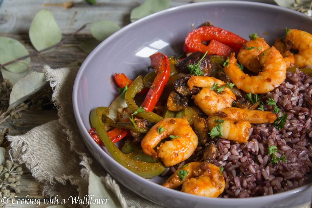 Honey Chipotle Shrimp with Fajita Vegetables | Cooking with a Wallflower