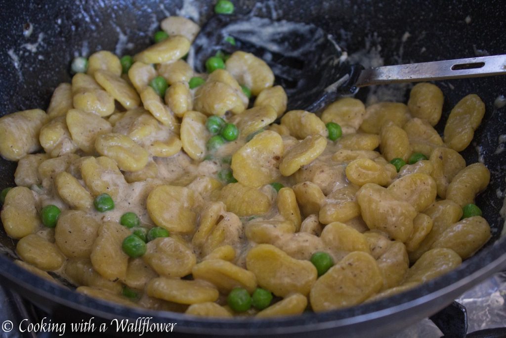 Parmesan Garlic Gnocchetti Sardi with Peas | Cooking with a Wallflower