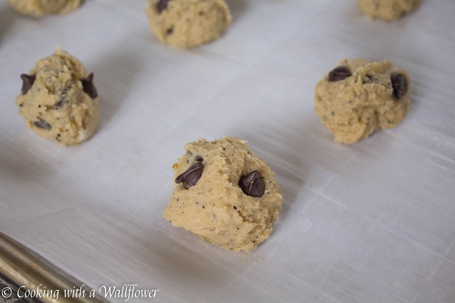 Earl Grey Chocolate Chip Cookies | Cooking with a Wallflower