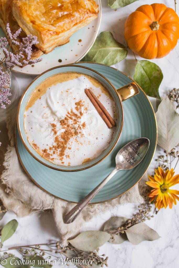 Dirty Pumpkin Chai Oatmeal Latte | Cooking with a Wallflower