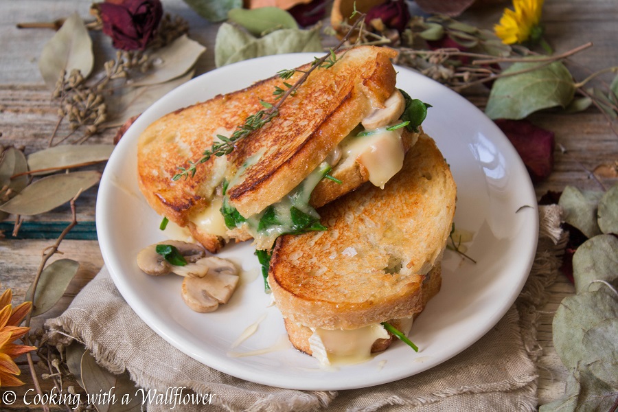 Spinach Mushroom Grilled Cheese