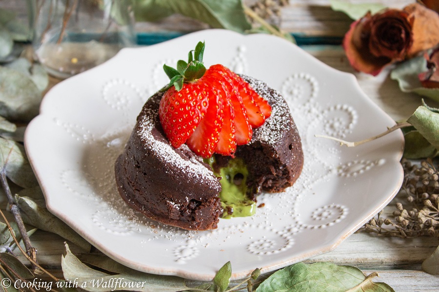 Matcha Chocolate Lava Cake | Cooking with a Wallflower