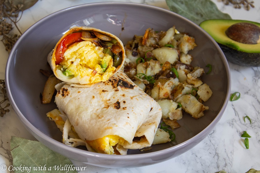 Soft Scrambled Egg Fajita Breakfast Burritos | Cooking with a Wallflower