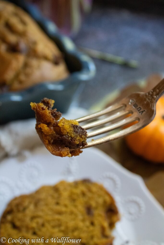 Spiced Chocolate Chip Pumpkin Bread | Cooking with a Wallflower